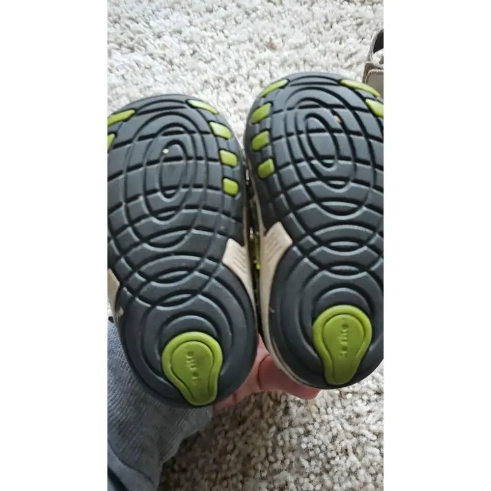 Stride Rite Shoes Toddler 2-Pair Bundle: Sneakers and Wonder Nation Sandal 3.5/4